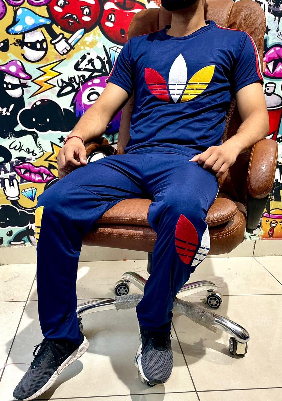 Cool Look Stylish Tracksuit For Men - Evilato