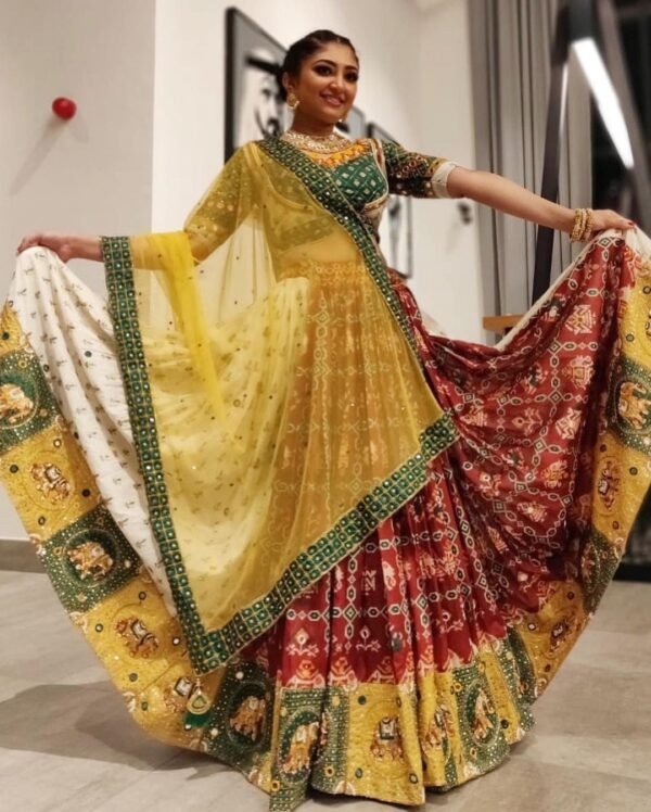 Lehanga For Haldi Mehndi Outfit For Bride