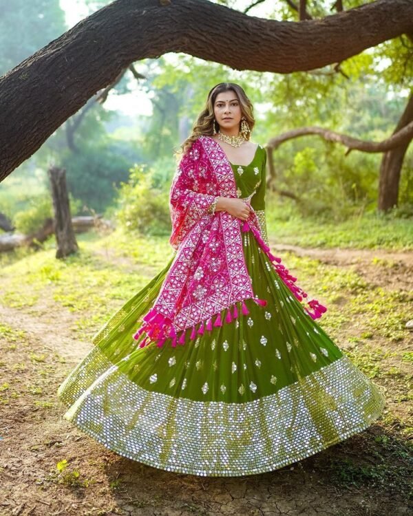 Beautiful lehenga choli for mehndi for bride