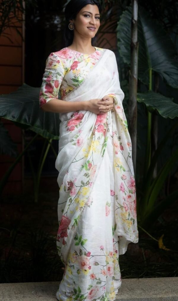 Fashionable Floral printed Organza White Saree